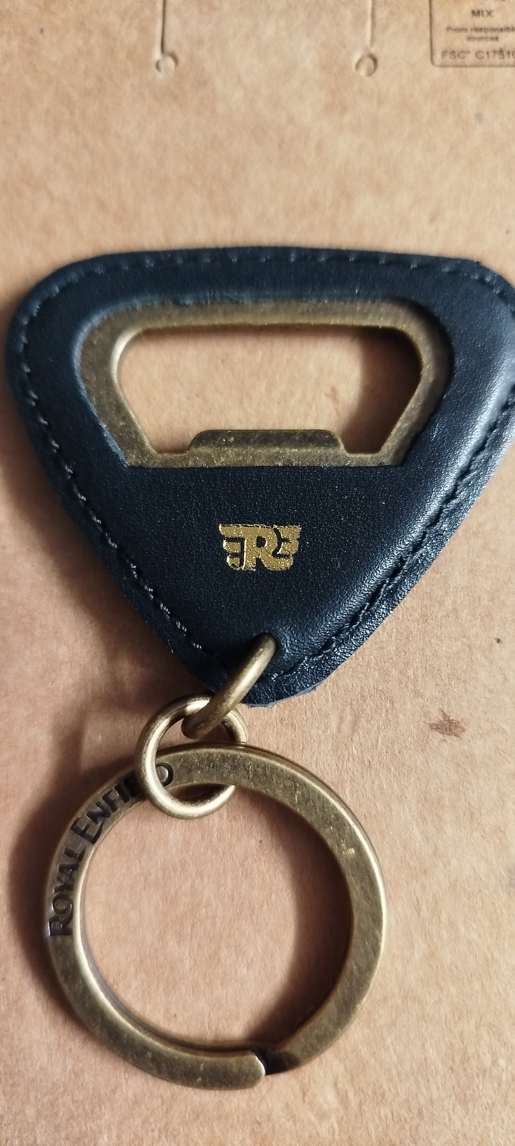 Keychain E Apri bottiglia- Royal Enfield