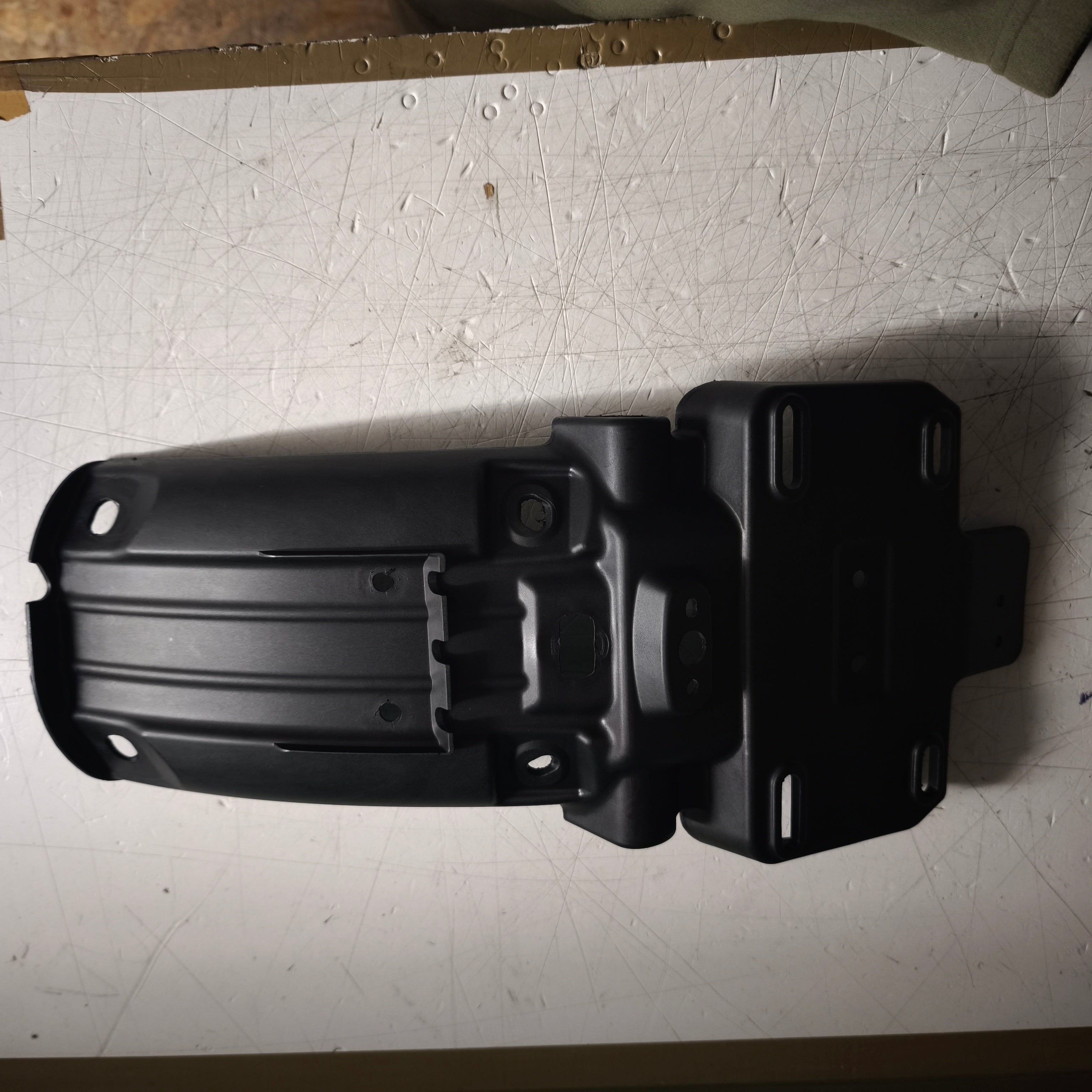 Royal Enfield Meteor 350 "Carrier targa posteriori" Black -RAQ00125/C