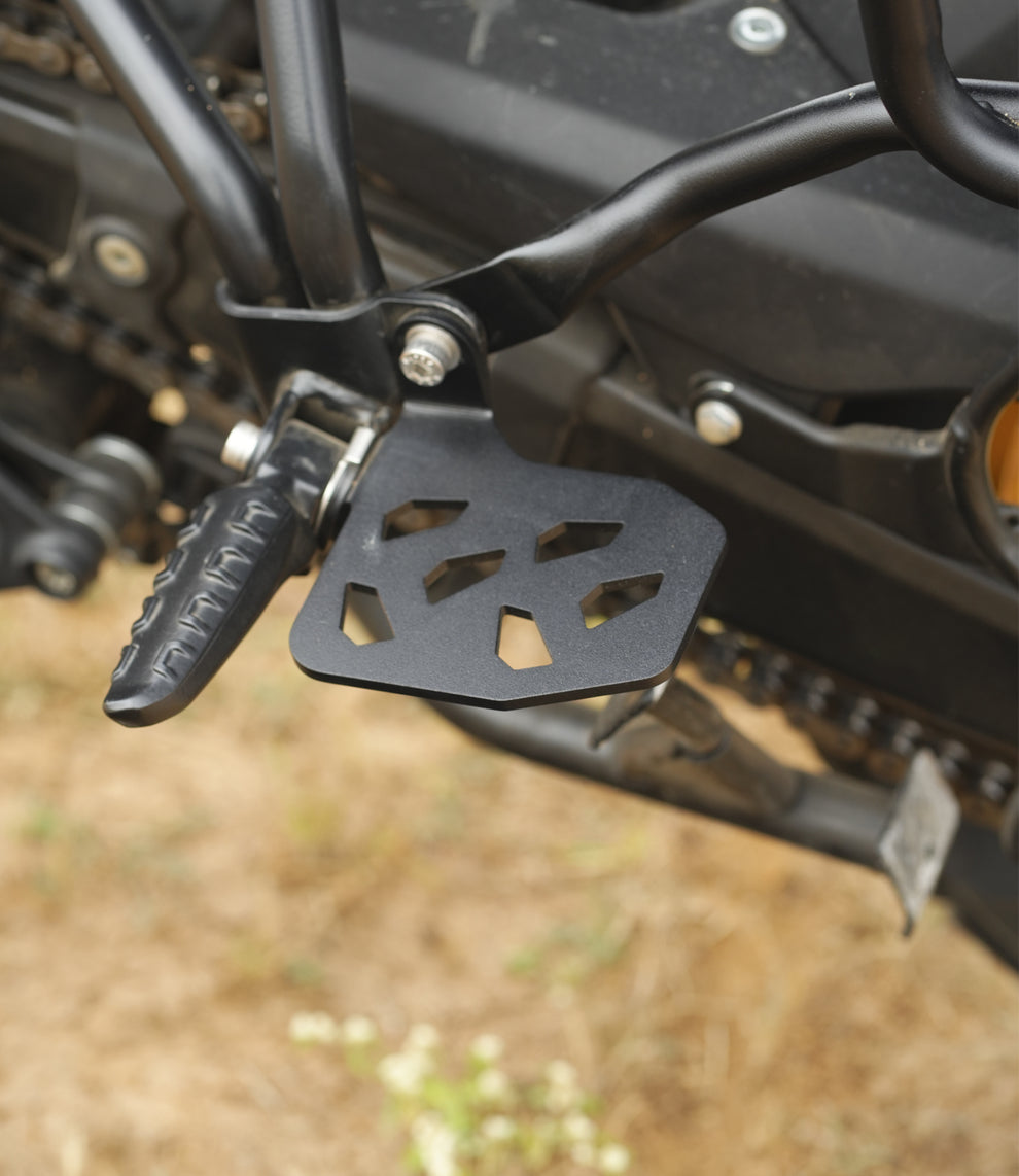 Pedane maggiorate passenger for the Royal Enfield Himalayan 450-Motorcycle Torque